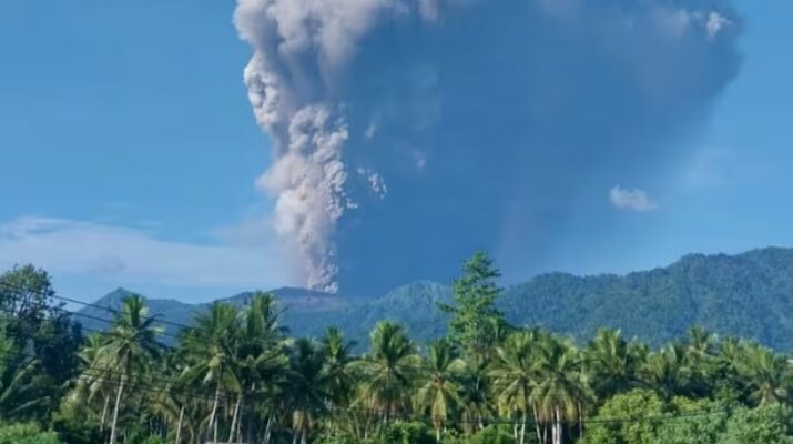 Tiga Pendaki Tewas dalam Erupsi Gunung Dukono, WN Singapura Termasuk Korban Hilang