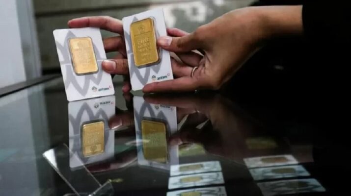 Harga Emas Antam Kembali Melemah, Buyback Turun Rp20.000 Jadi Rp2,41 Juta per Gram